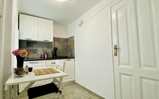 Casa cocheta cu gradina - Poză 14