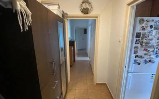 Apartament cu 3 camere in zona AFI Cotroceni - Poză 1