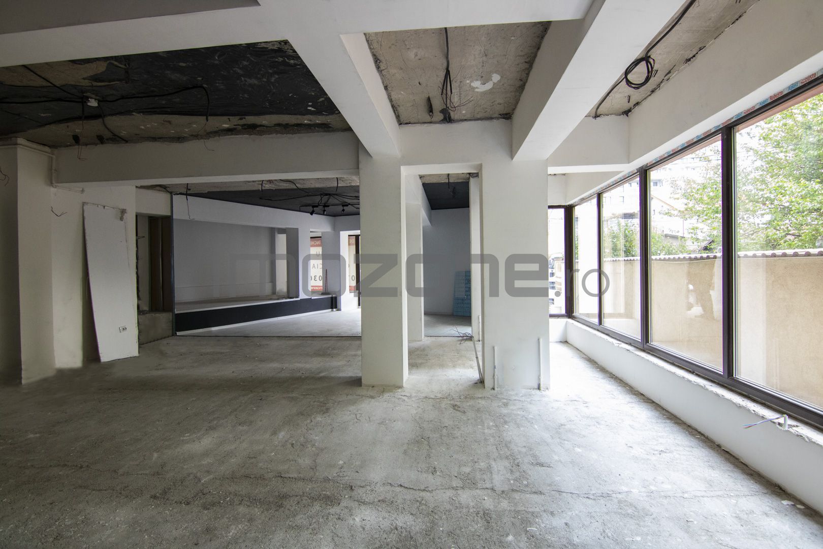 UVERTURII 147 SPATIU COMERCIAL STRADAL 50mp la parterul unui bloc nou - Poză 9