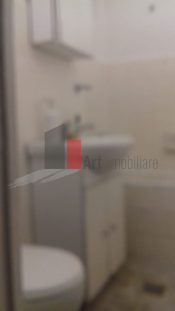 3 camere Grivitei - Poză 7