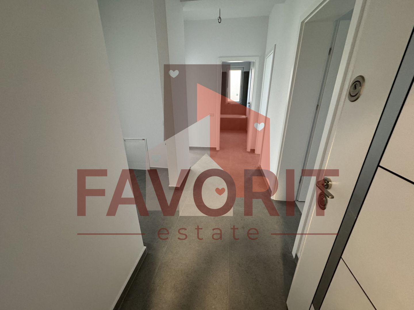 Decomandat. Gradina Proprie. 2 bai. Disponibil imediat. - Poză 4