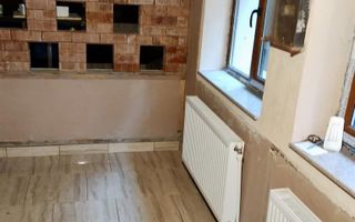 Vila pe trei niveluri 210 mp pe malul lacului Gozna Valiug - Poză 6