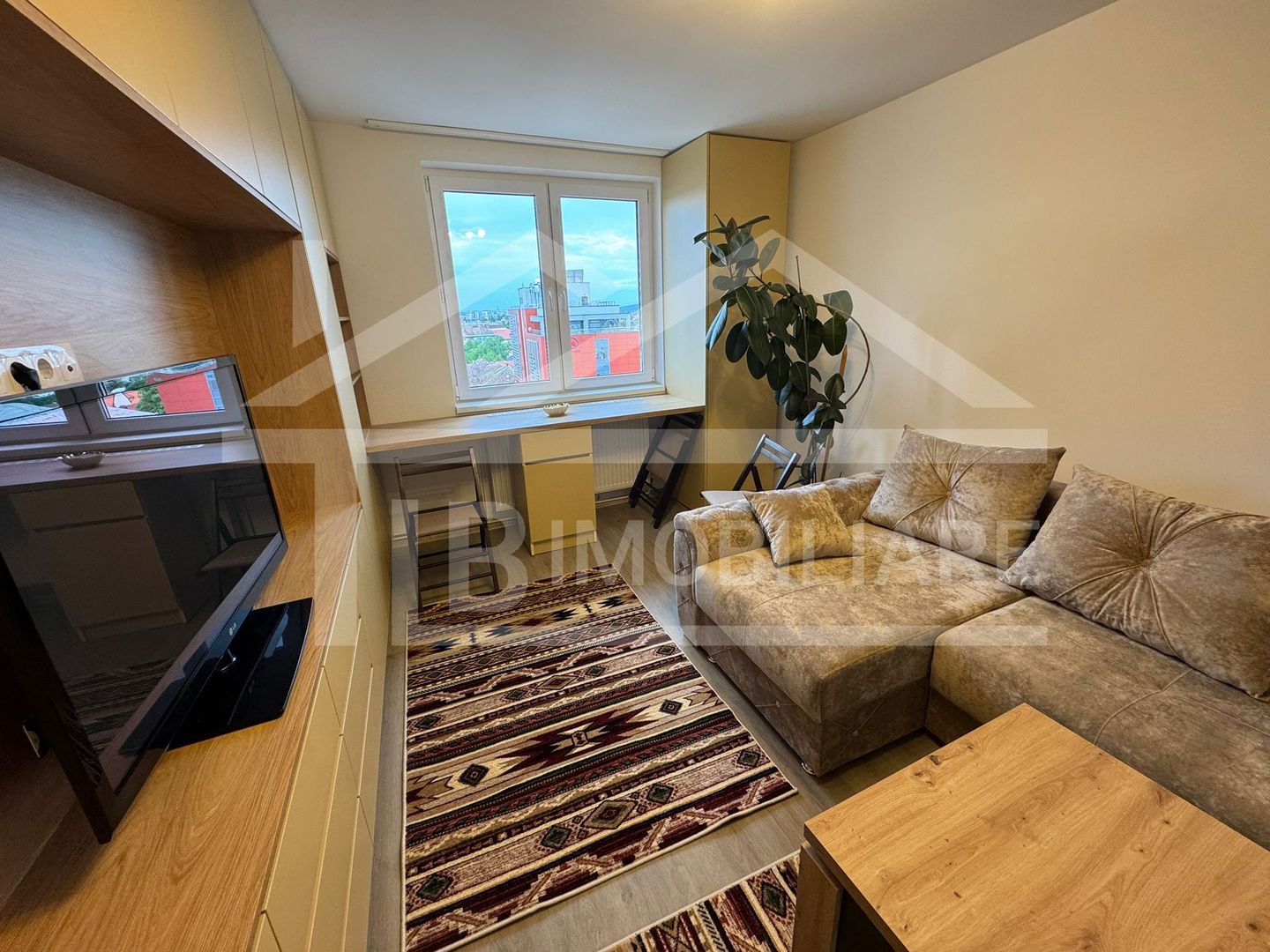Apartament cu 2 camere, 60mp, decomandat, Zona Central - Poză 3