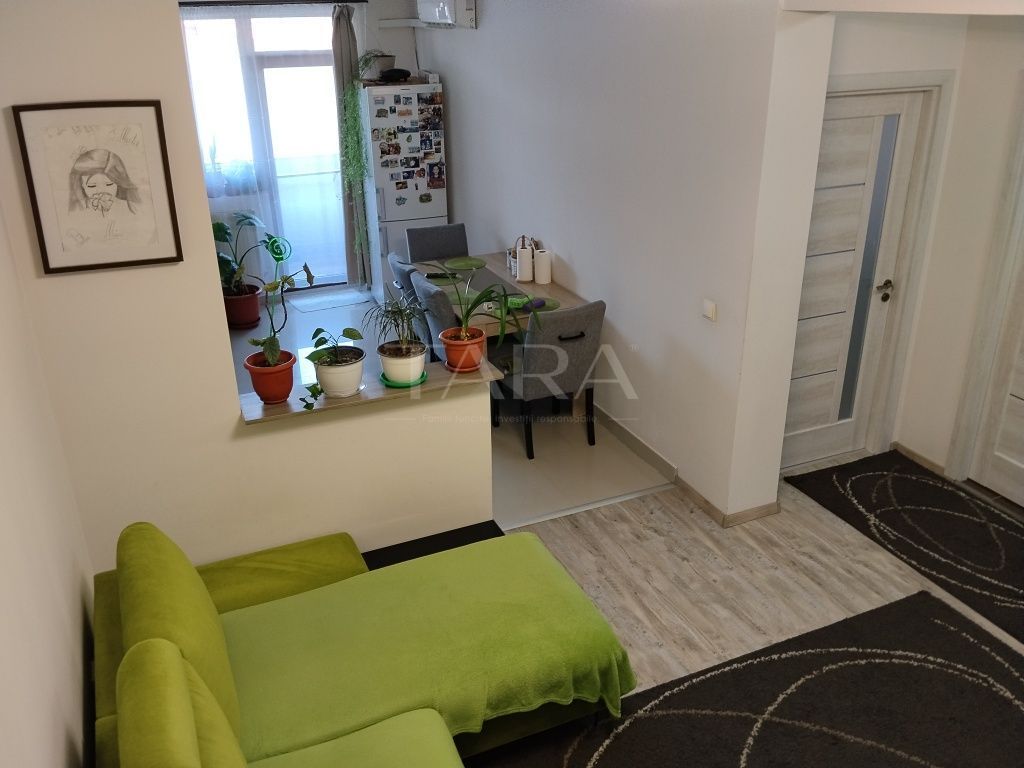 Apartament 2 camere, balcon generos, parcare.  Zona Terra Residence. - Poză 5