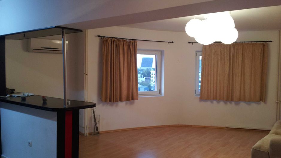 Apartament 3 camere Piata Domenii 80mp bloc 2007 - Poză 2