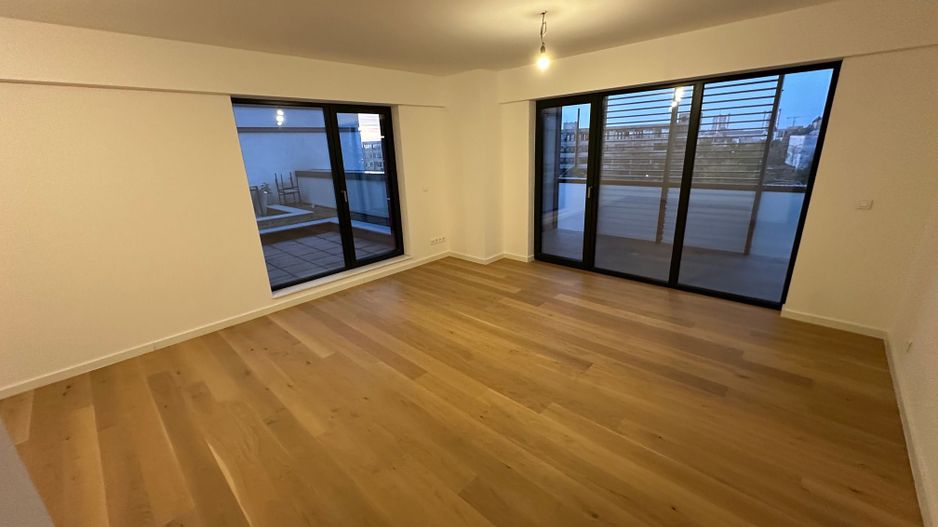 Apartament deosebit pe 2 etaje - Poză 12
