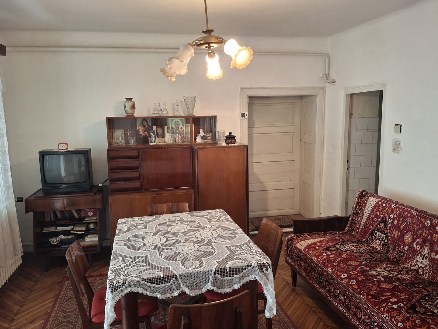 Casa de vanzare in Baciu. - Poză 2