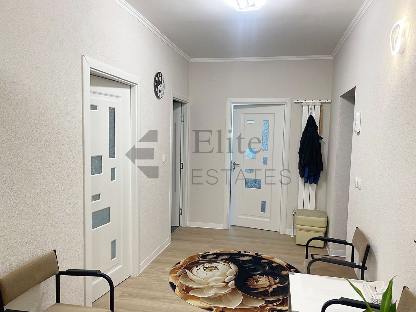 Casa cu 4 camere central in Oradea - Poză 1