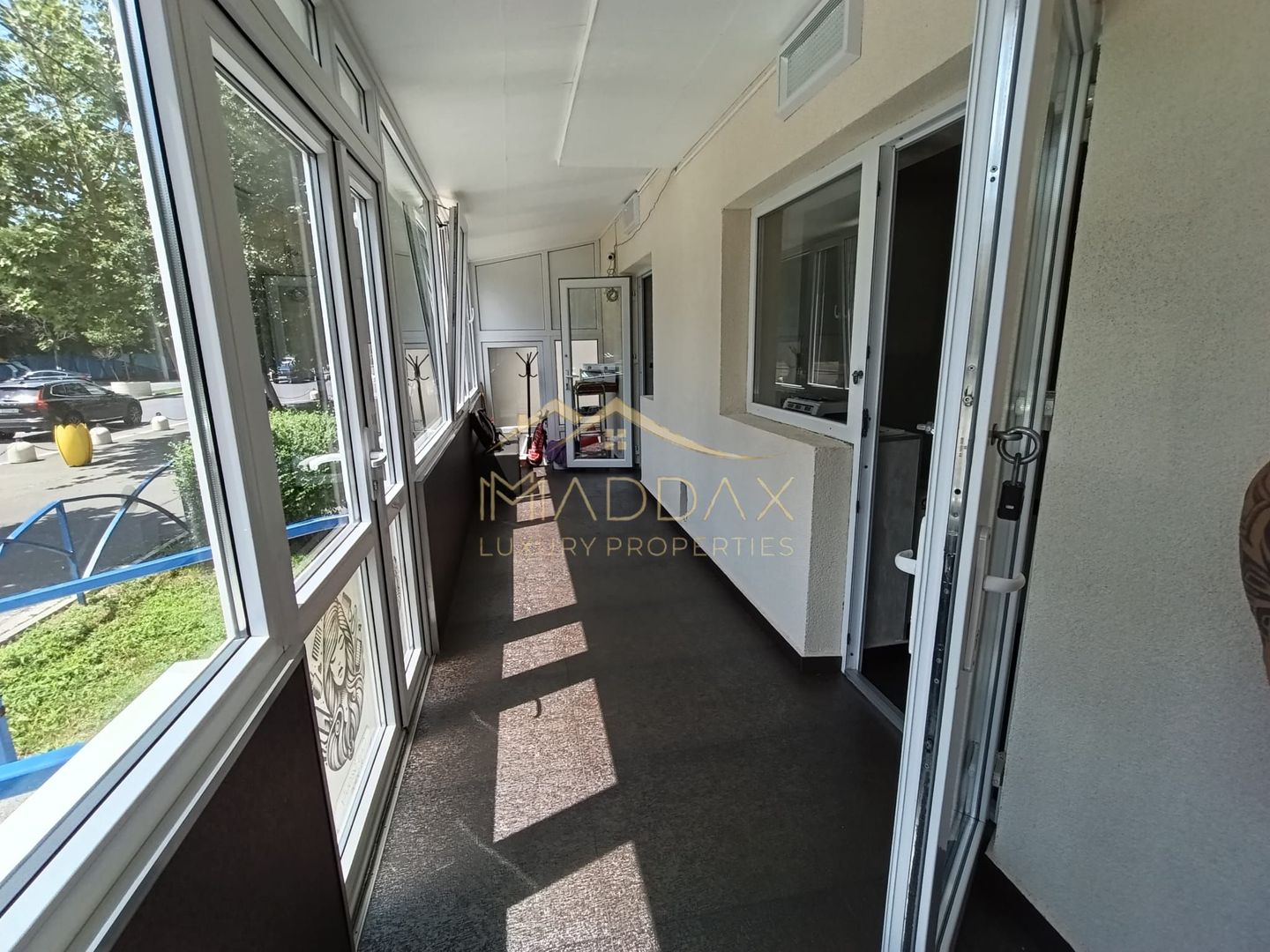 Spatiu Comercial Berceni *52 mp* Parter//Vad Pietonal Intens - Poză 4