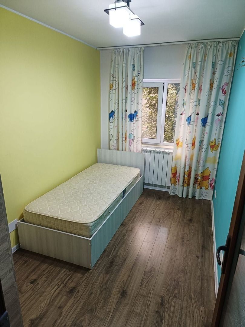 DE inchiriat apartament cu 3 camere, General. etaj 2, 450 euro - Poză 4