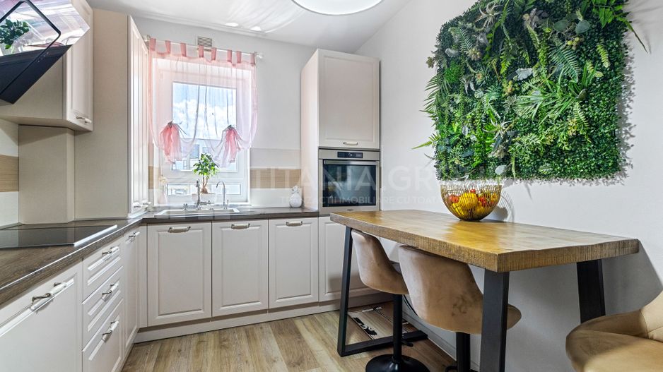 Apartament cochet mobilat-utilat, 3 camere, parcare, boxa, Kasper Coresi - Poză 11