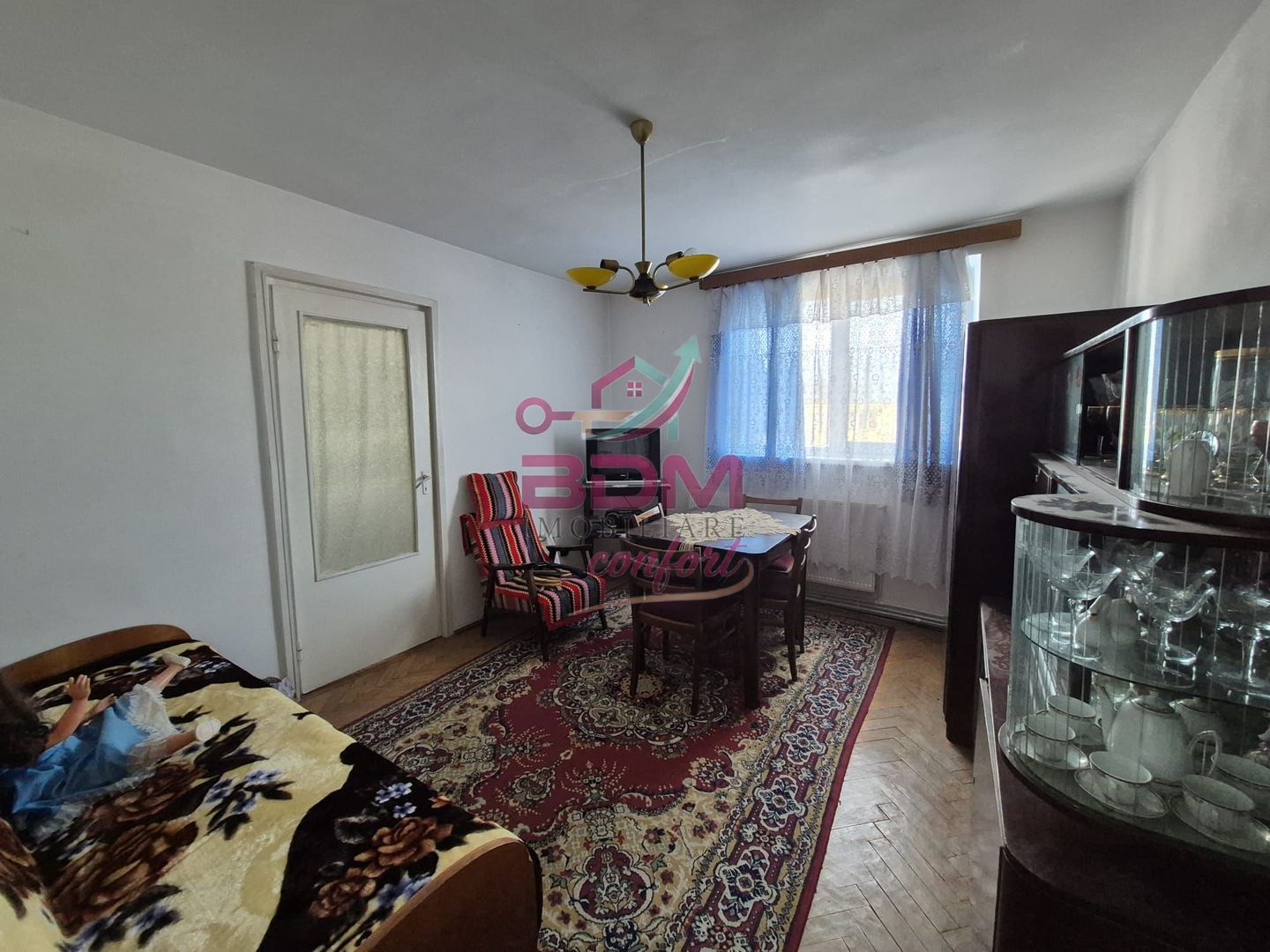 Apartament 3 camere | 38 mp | zona Micro 1 - Poză 2