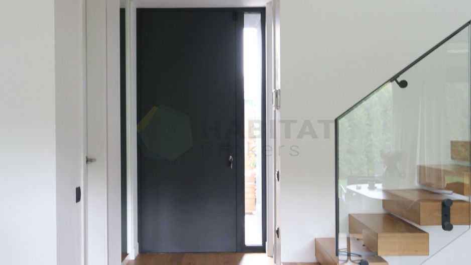 Eleganță pură într-un ansamblu exclusivist – Vilă complet mobilată AMBER GARDEN - Poză 11