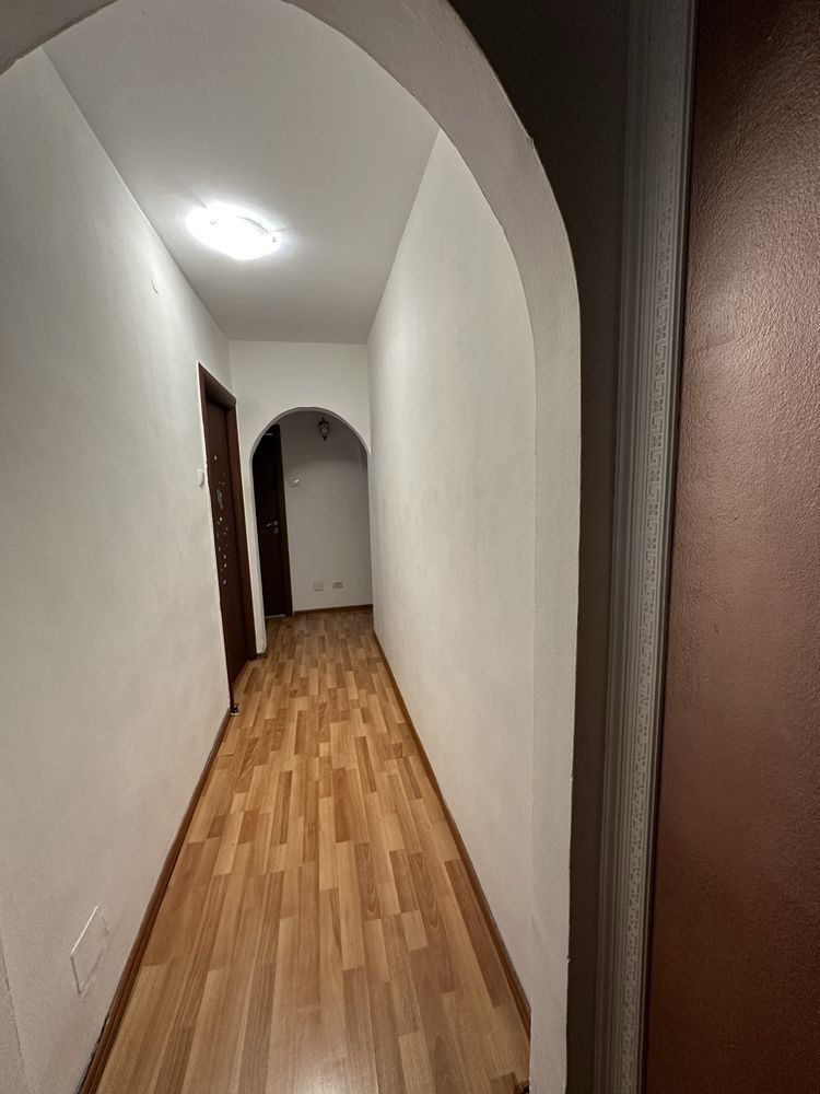 4 camere complet renovat | Parcul Moghioroș - Poză 3