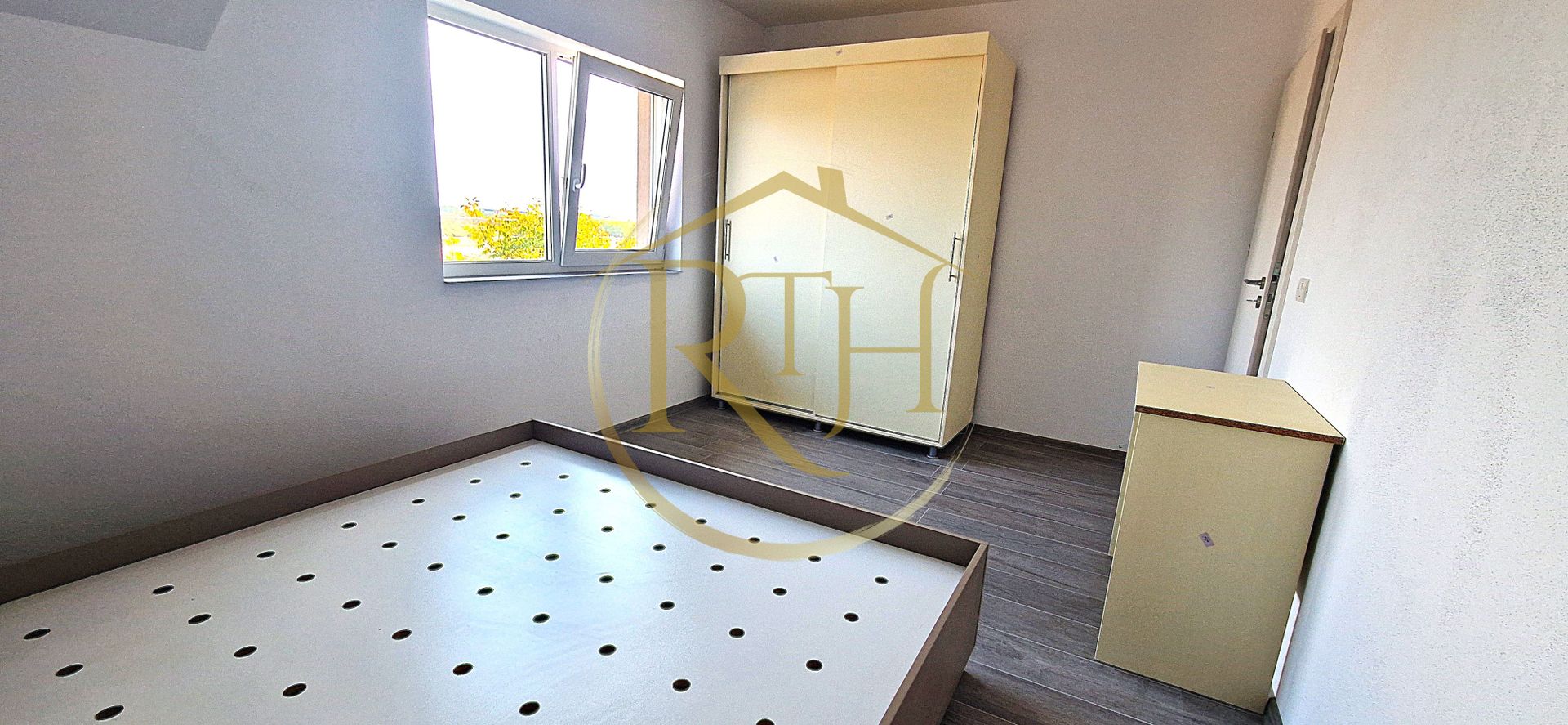 Apartament nou de vanzare, 3 camere Giarmata Vii mobilat si utilat.Comision ,,0" - Poză 12