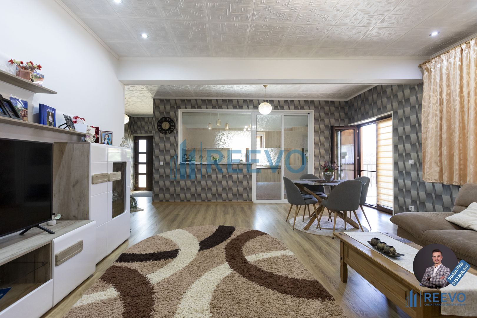 Casă pe parter și 1.200 mp teren, Ruși-Ciutea - Poză 10