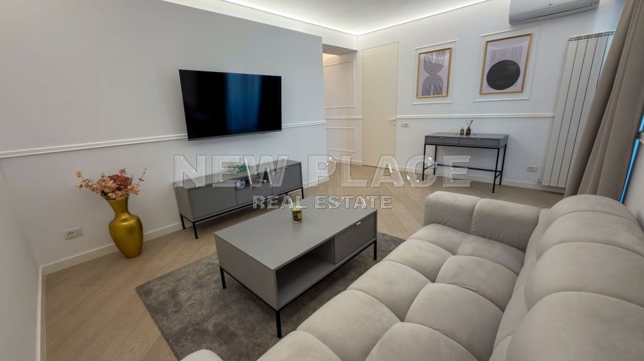 [VIDEO] CORTINA NORTH | Bucatarie inchisa | 1,100 Eur+TVA|Terasa 30 mp - Poză 1