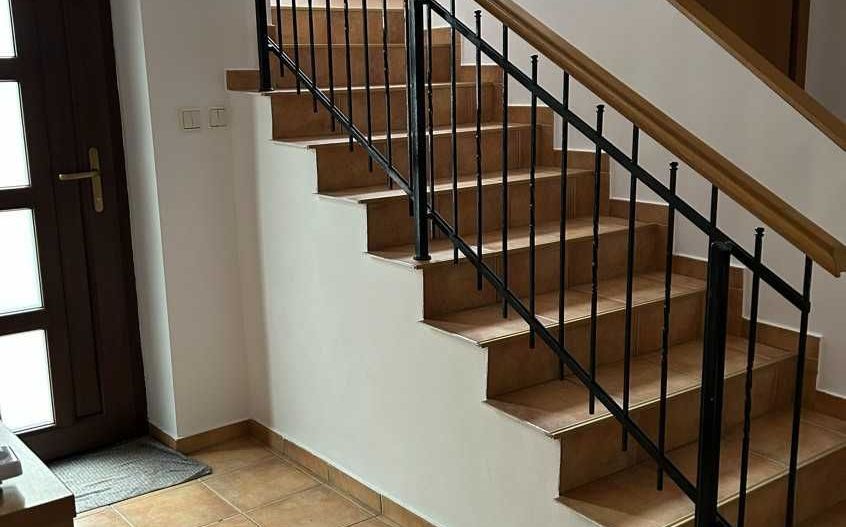 Vila 300 mp pretabila birouri/clinică/gradinita  – Lacul Tei - Poză 2