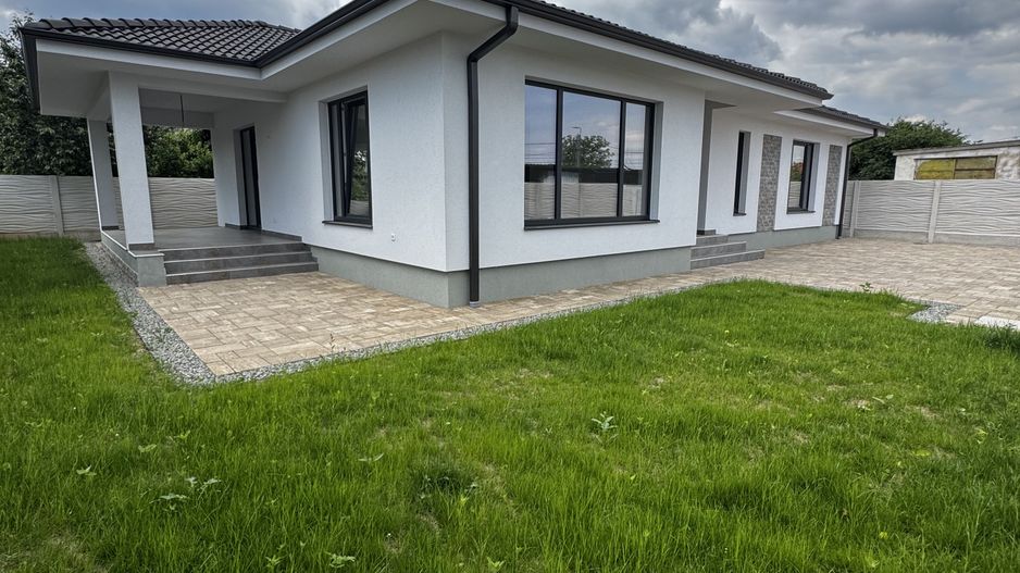Casa pe un nivel zona Cetate - Poză 1