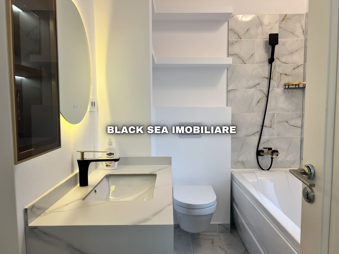 Apartament 3 camere de vanzare - Frontal Mare - Ocazie - Poză 22