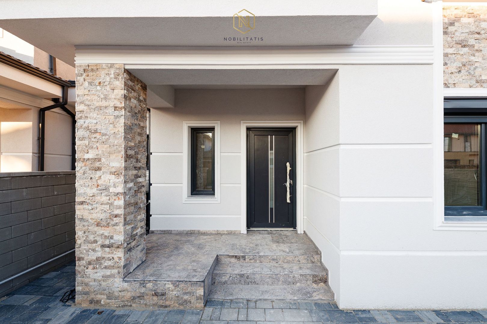 Duplex nou deosebit - despartit prin camera tehnica | Curte amenajata - Poză 4