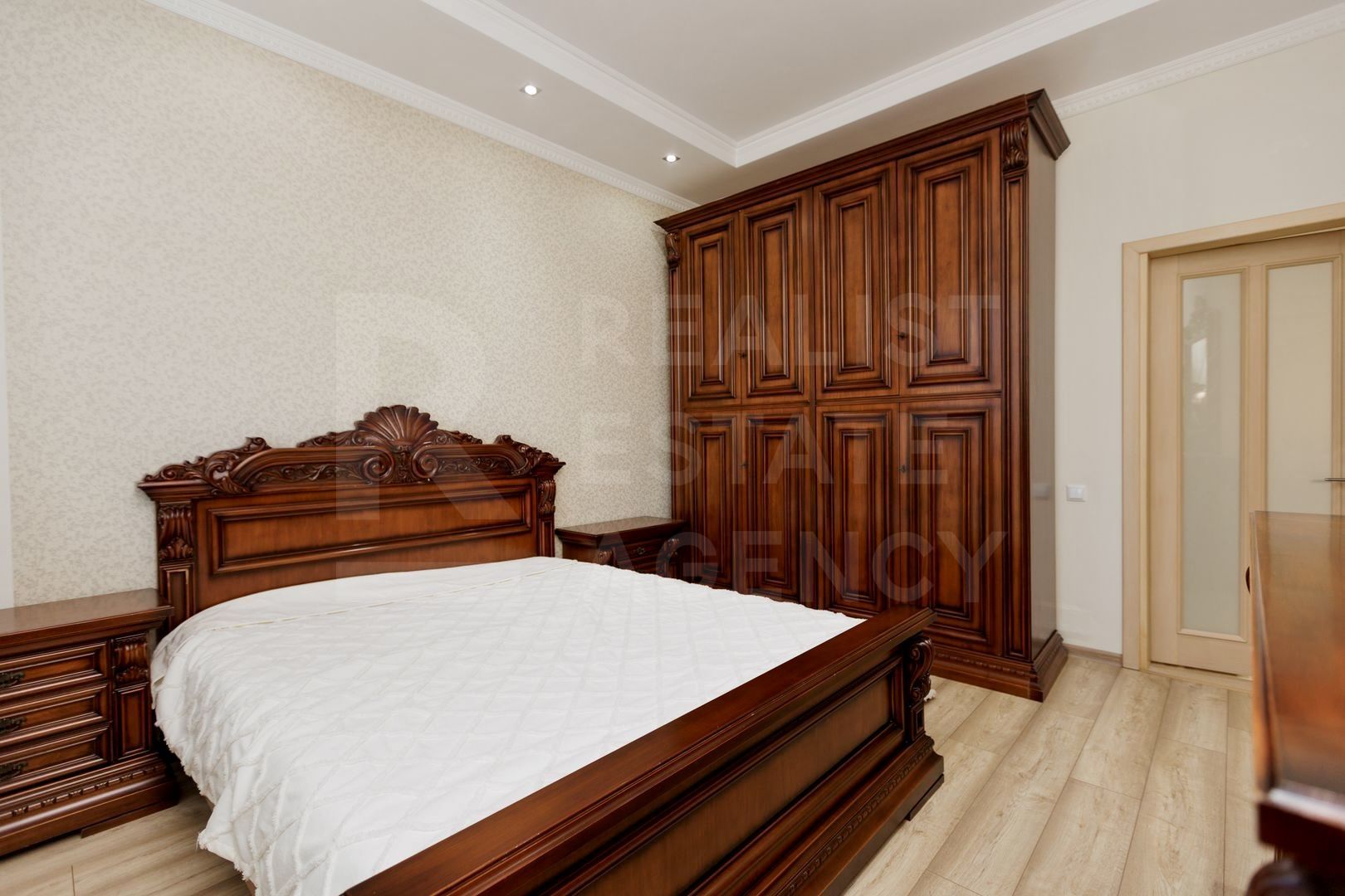 Chirie, apartament, 3 camere, strada Anestiade, Centru - Poză 7