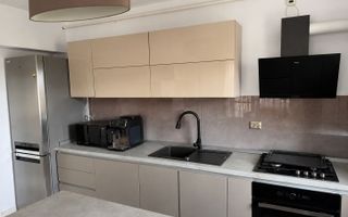 Apartament modern cu 3 camere de inchiriat in zona ultra-centrala - Poză 4
