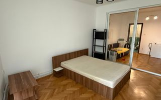 VANZARE Garsoniera in zona Unirii - Poză 3