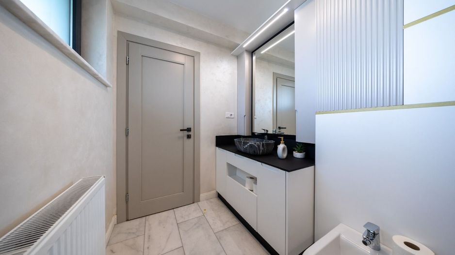 Penthouse superb, 3 camere+parcare subterana ,203 mp-Coresi - Poză 10