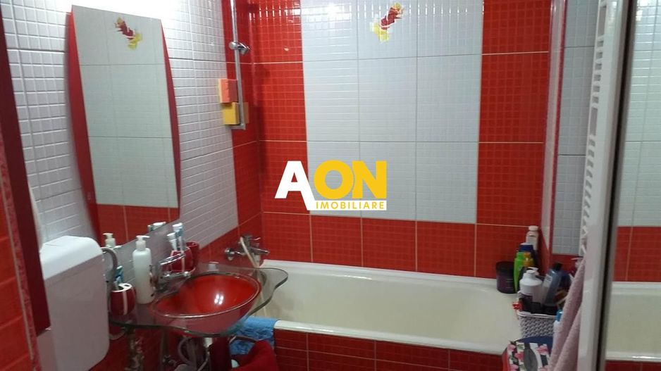 Apartament 4 camere  zona Piata Cetate  multiple imbunatatiri - Poză 11