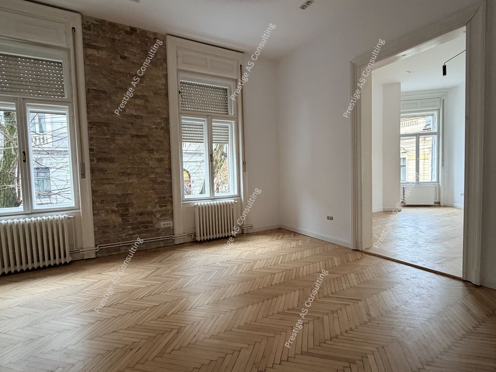 Spatiu Birou | 3 Camere | Zona Centrala | Cladire Istorica - Poză 1