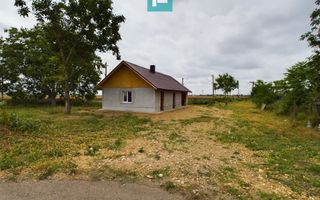 Casă cu 3 camere la roșu de vânzare zona 6Vânători - Poză 6