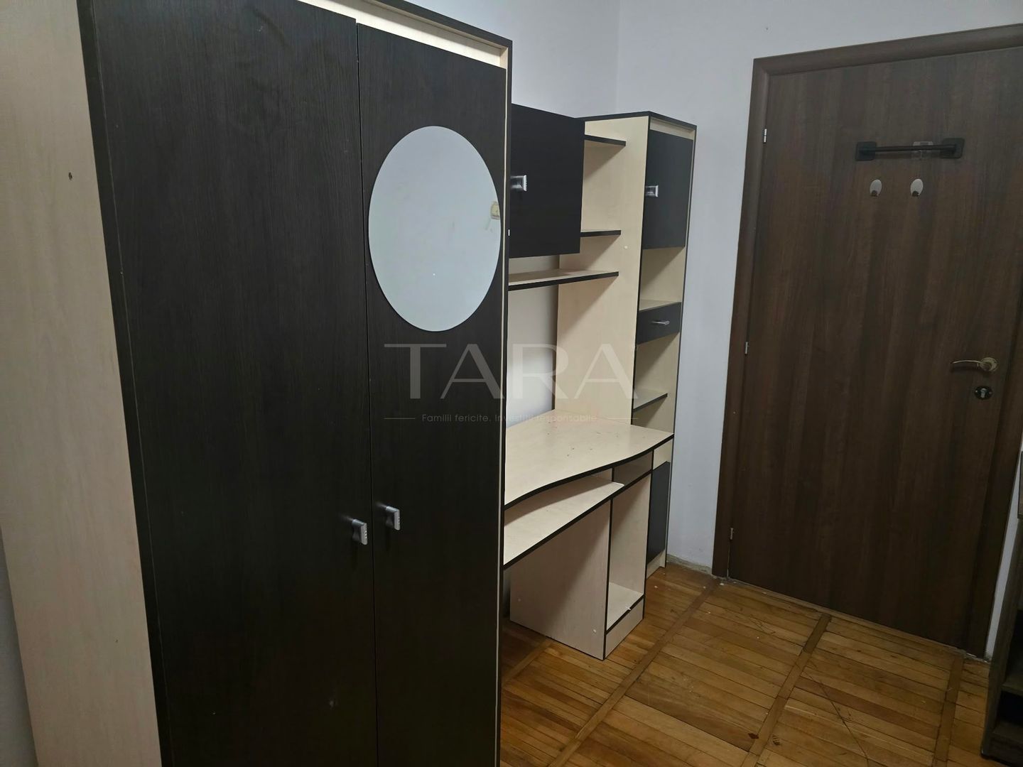 Apartament cu 4 camere decomandat de vânzare în Mănăștur, zona Penny. - Poză 3