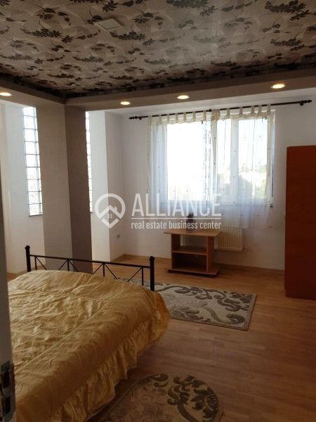 BULEVARDUL MAMAIA - Apartament de 3 camere in vila TERMEN REDUS! - Poză 7