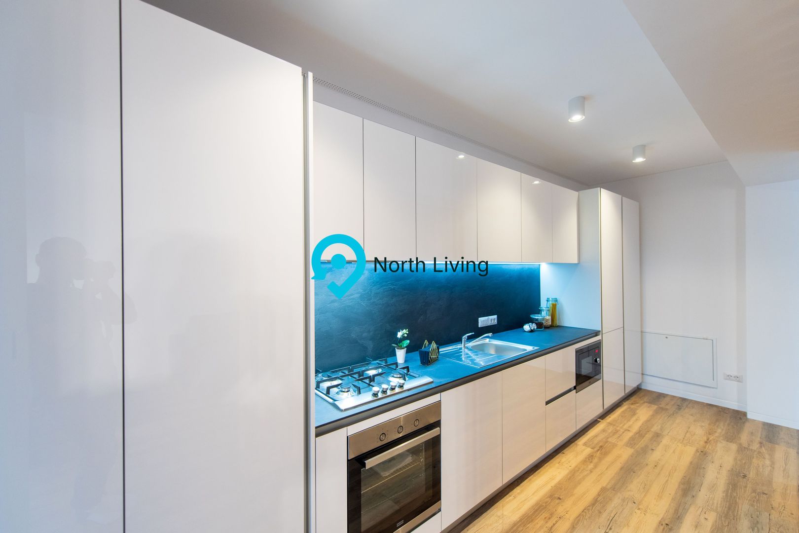 2 camere modern | Parcare | Terasă | Vedere lac - Poză 7