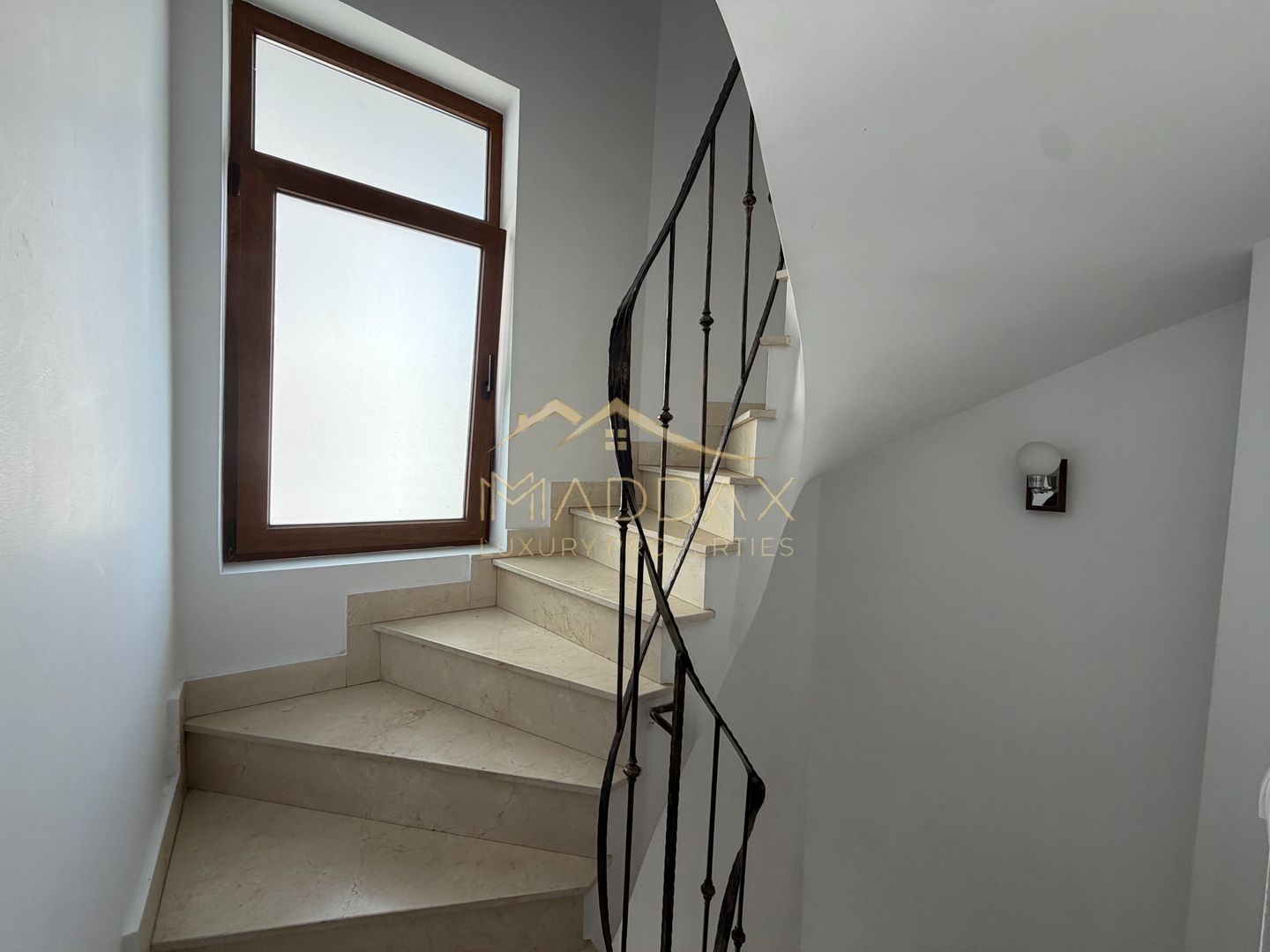 Apartament de inchiriat /4 camere in vila *153mp* +parcare / Dorobanti Capitale - Poză 5