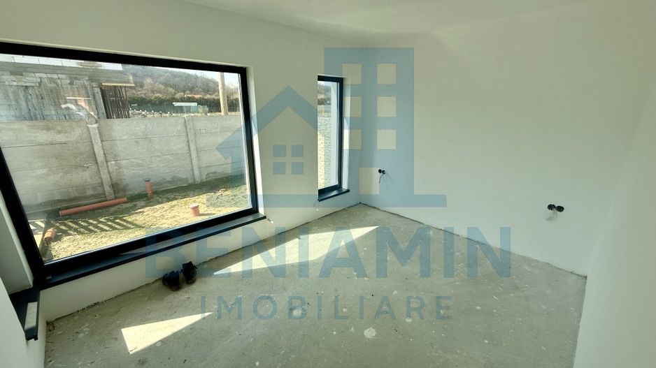 Casa parter - 331mp teren - 121mp casa -posibilitate predare - Leamna - Poză 7