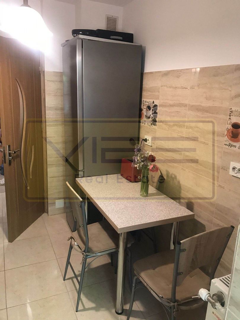 Apartament 2 camere decomandat zona Dacia -Scoala Cosbuc - Poză 4