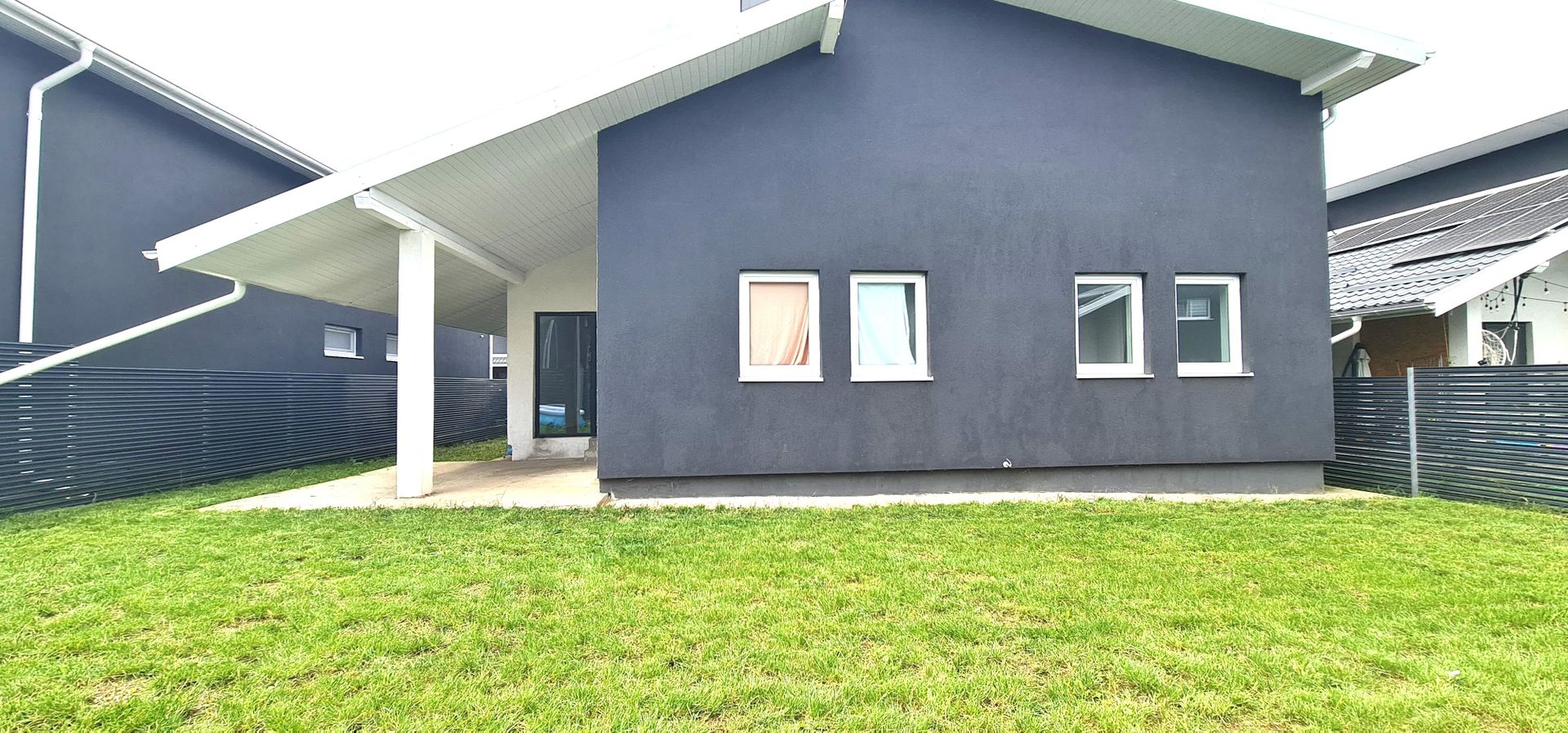 Casa 4 camere (nemobilata, neutilata) cartier Izvor Tarlungeni Brasov - Poză 2