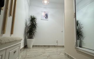 Apartament cu 3 camere, complet mobilat și utilat, terasă de 26 mp. - Poză 3