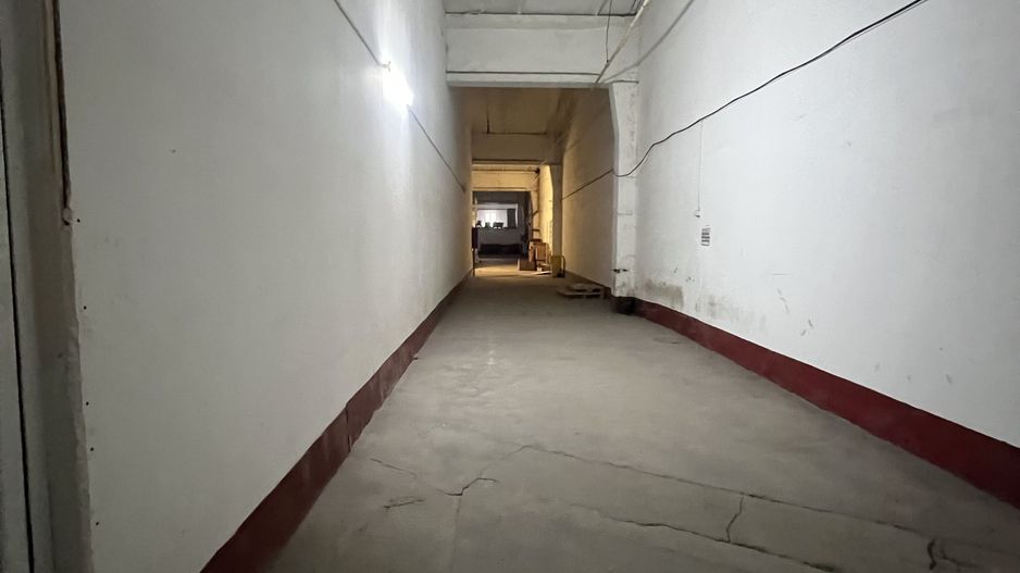 Hala 880 mp în oraș pentru diverse activități recreative - Poză 4