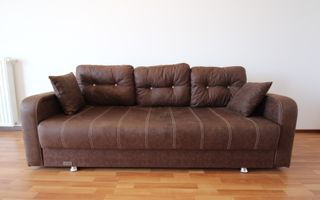 Aradului; decomandat, bucatarie inchisa. Parcare privata inclusa. - Poză 3