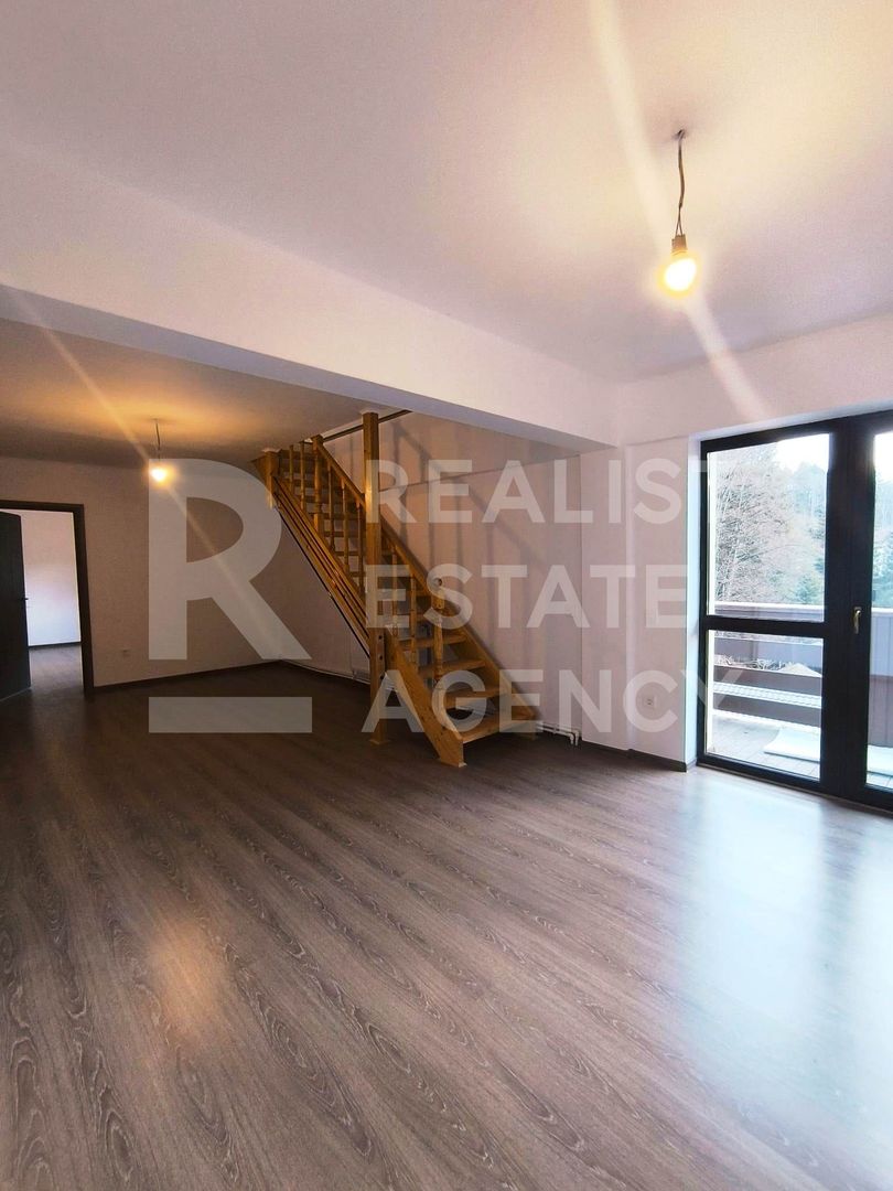 Apartament 3 camere in Predeal - Poză 2
