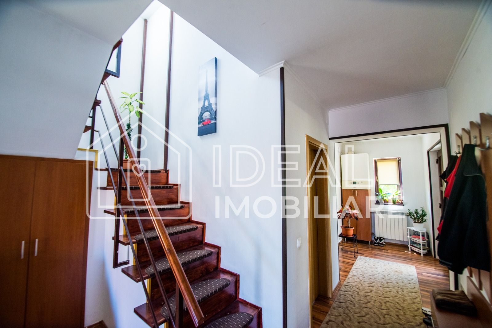 Casa Individuala cu 8 camere si 430 mp de curte, zona Calea Poplacii - Poză 18