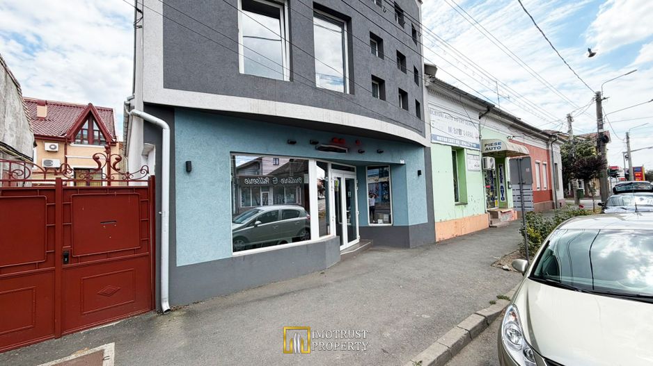 Spațiu comercial premium de închiriat | Str. Andrei Șaguna – Arad - Poză 1