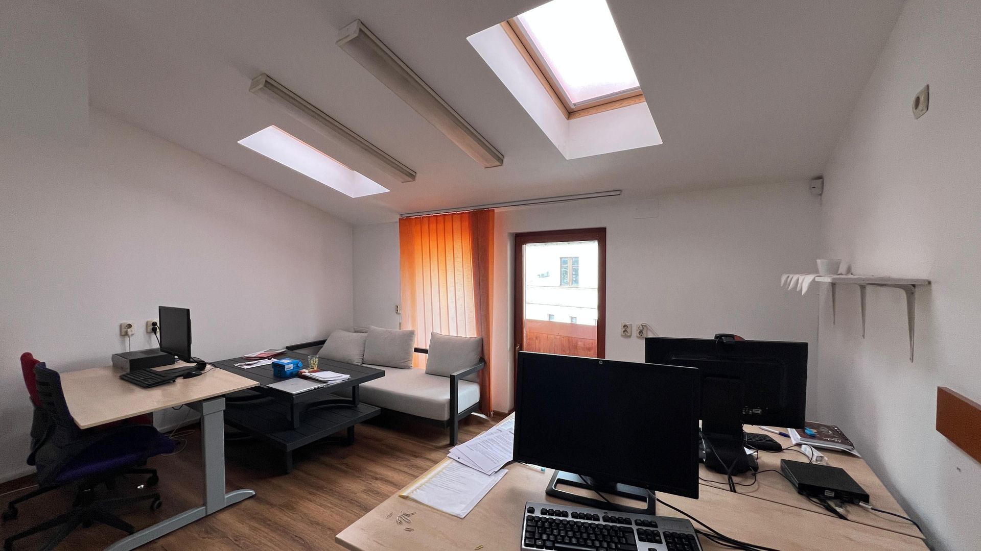 Vilă de Prestigiul în Inima Cartierului Cotroceni – Strada Clunet - Poză 14