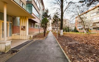 Apartament central cu 3 camere - Poză 7