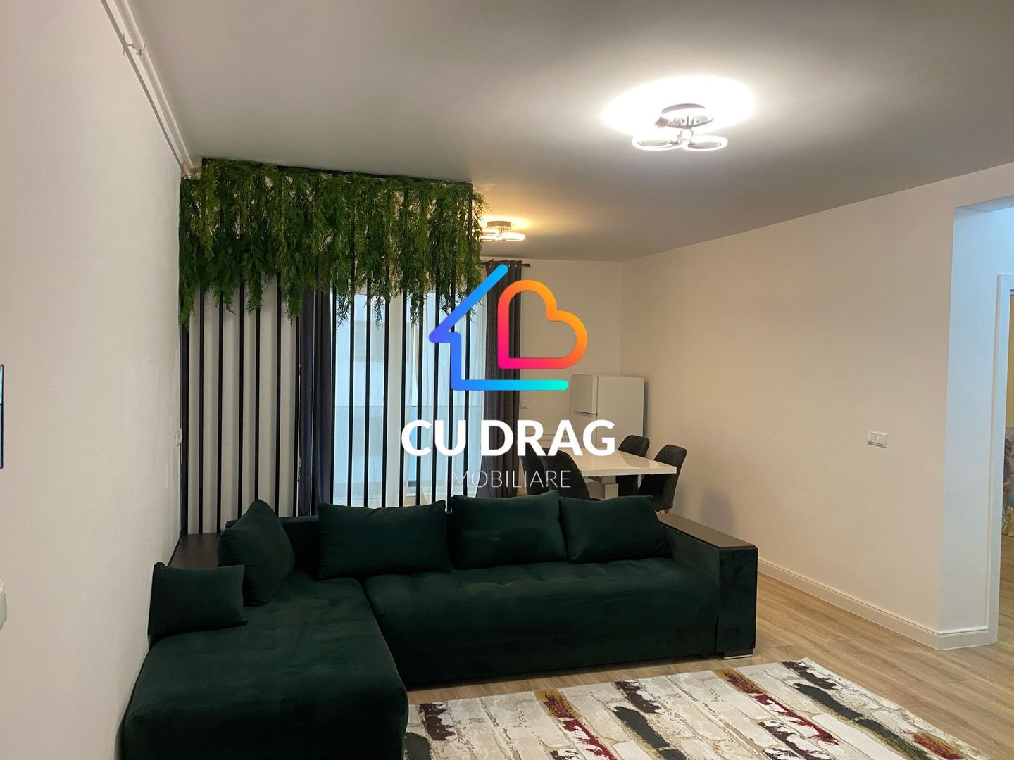 Apartament De Lux  Ansamblul Regina et1 sud - Poză 1