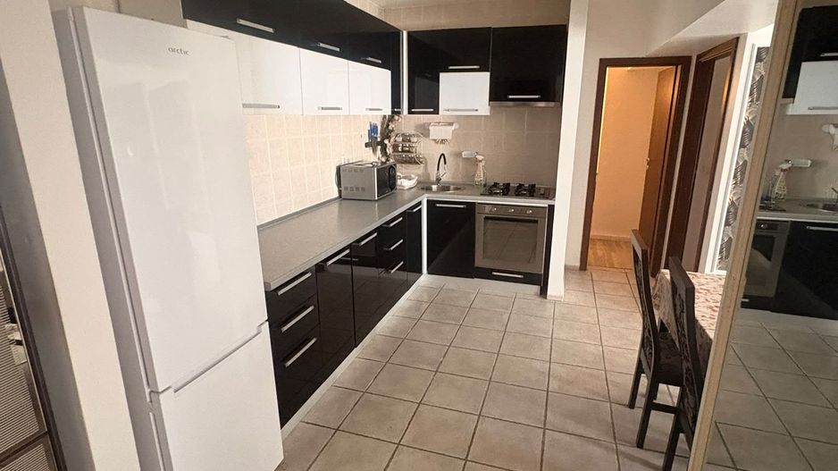 De inchiriat apartament cu 2 camere, bloc Privilege, etaj 1/12, 700 euro - Poză 5