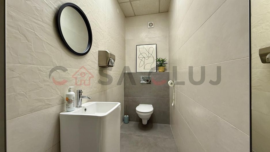 Spatiu comercial , central, zona Platinia - Poză 2